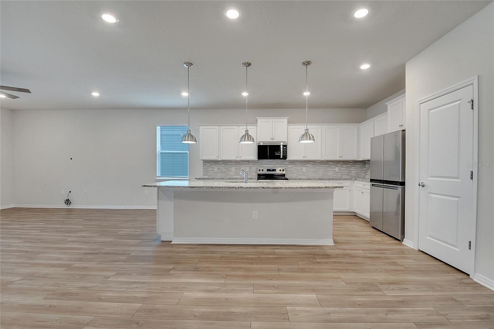 WINDSOR ISLAND RESIDENCE PH 2A - Residential