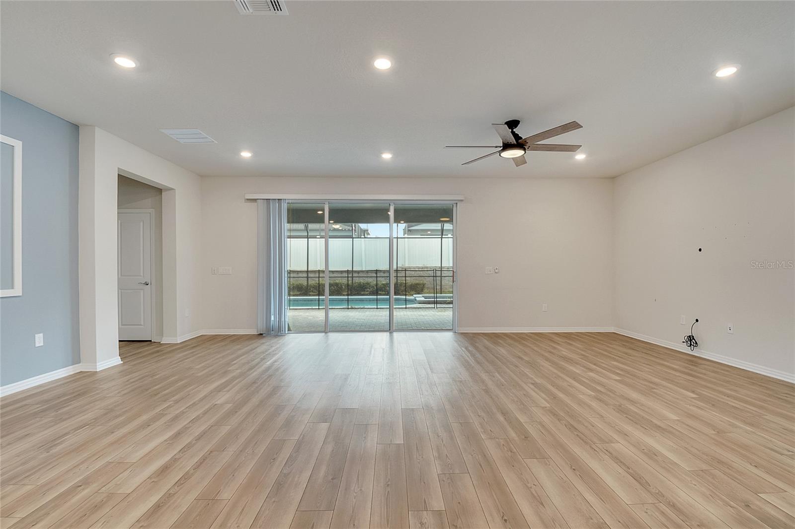 WINDSOR ISLAND RESIDENCE PH 2A - Residential
