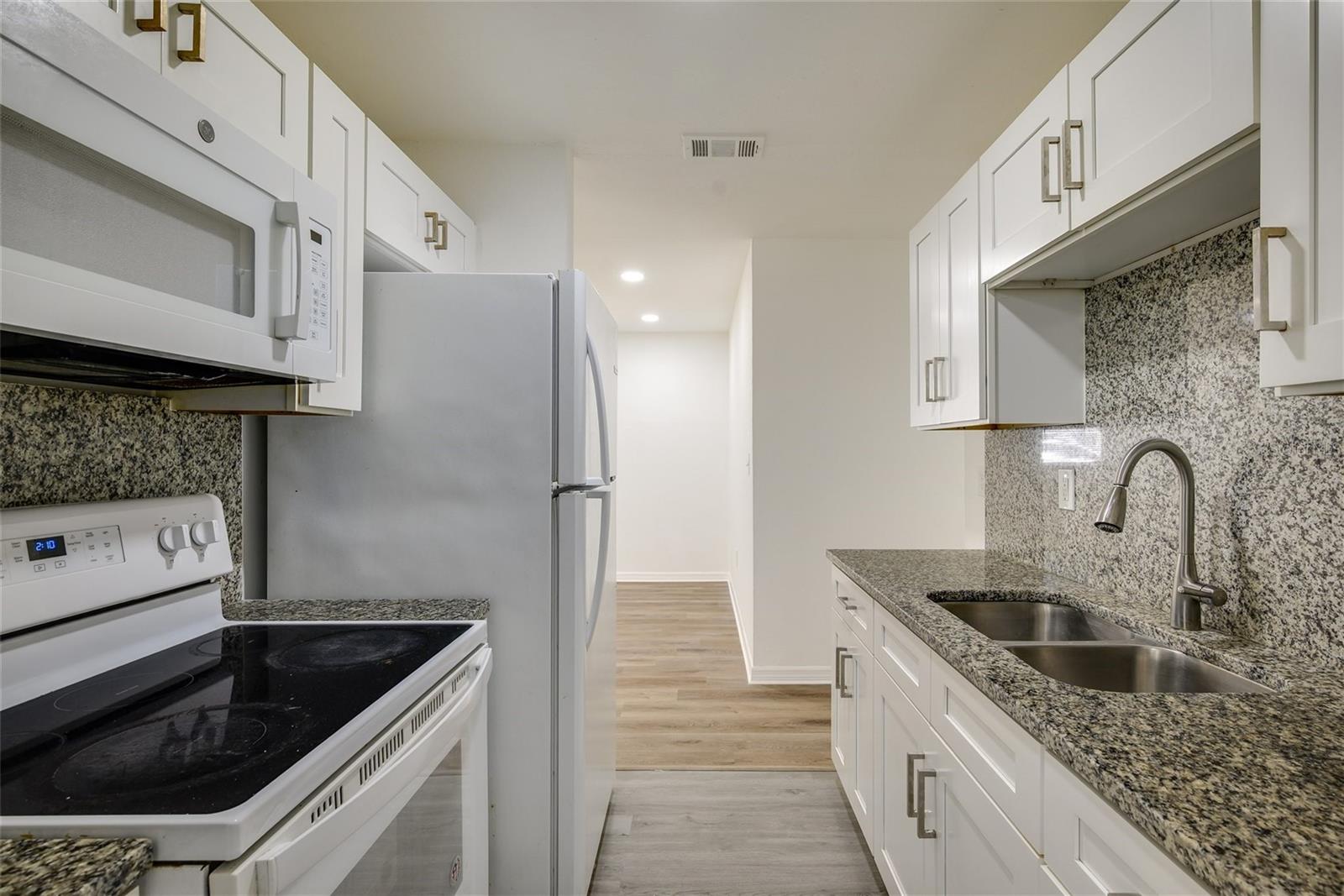 HAMNERS MARJORY B RENMAH - Residential