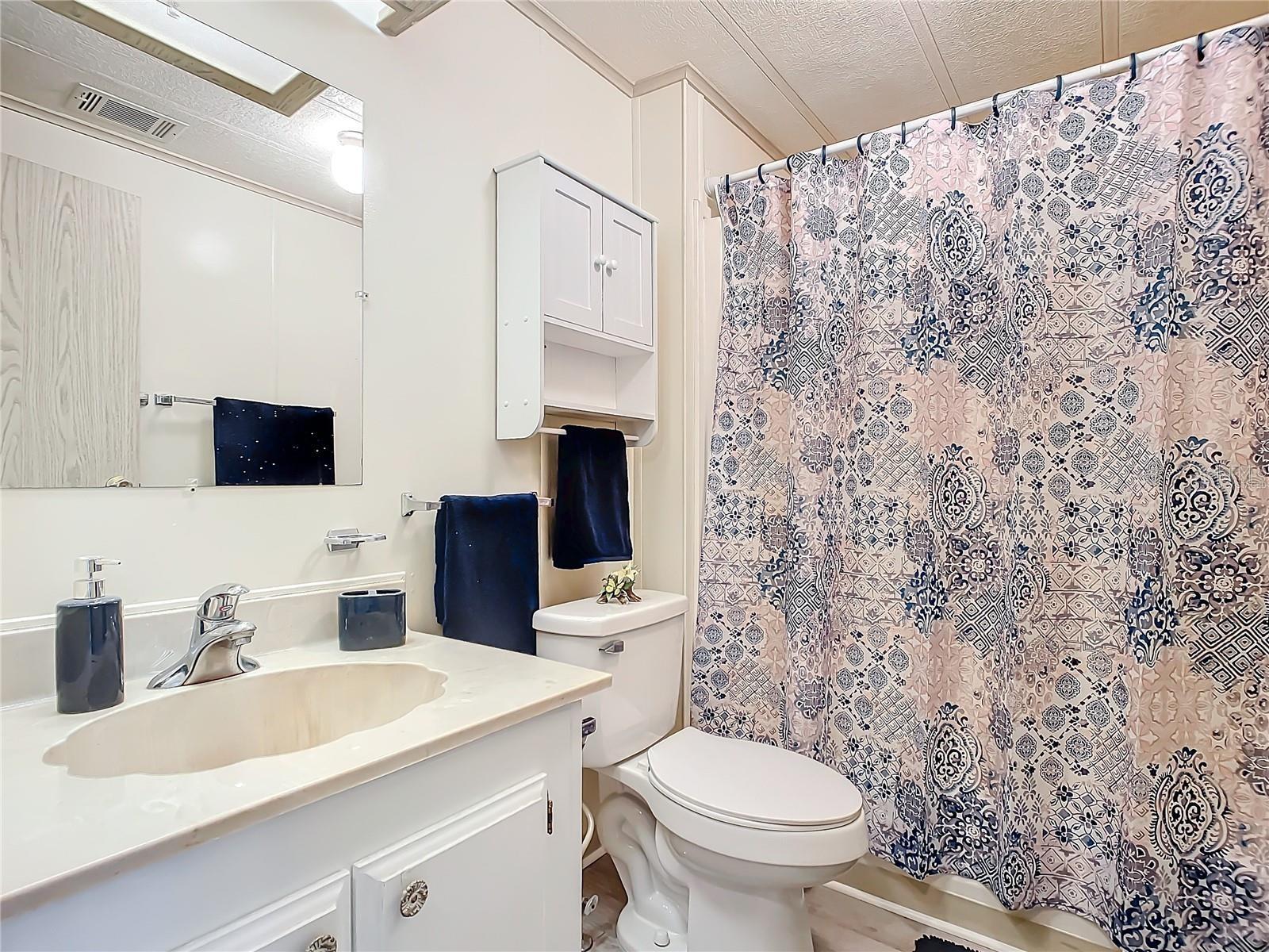 KOVE ESTATES COOP - Residential