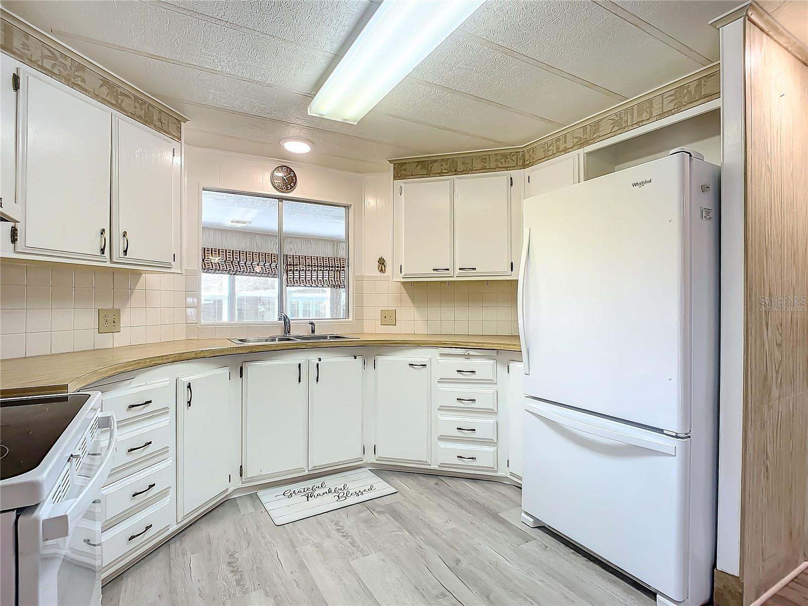 KOVE ESTATES COOP - Residential