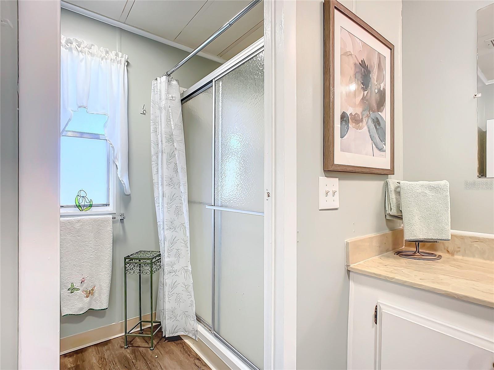 KOVE ESTATES COOP - Residential