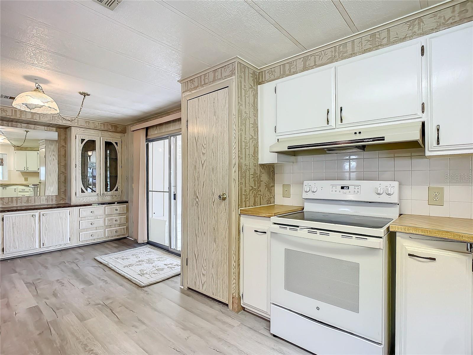 KOVE ESTATES COOP - Residential