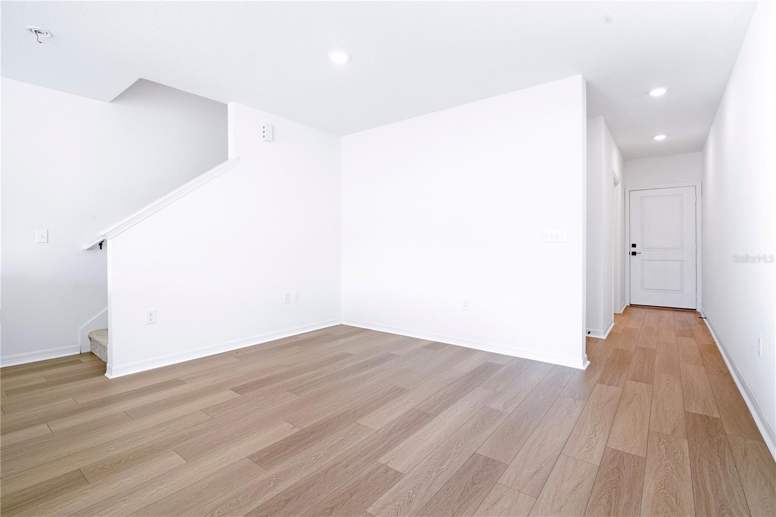 MIRABELLA PH 2 - Residential Lease