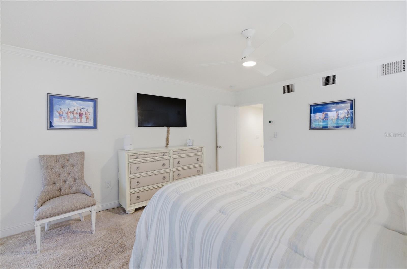 MARINA SOUTH SHORE CONDO - Residential