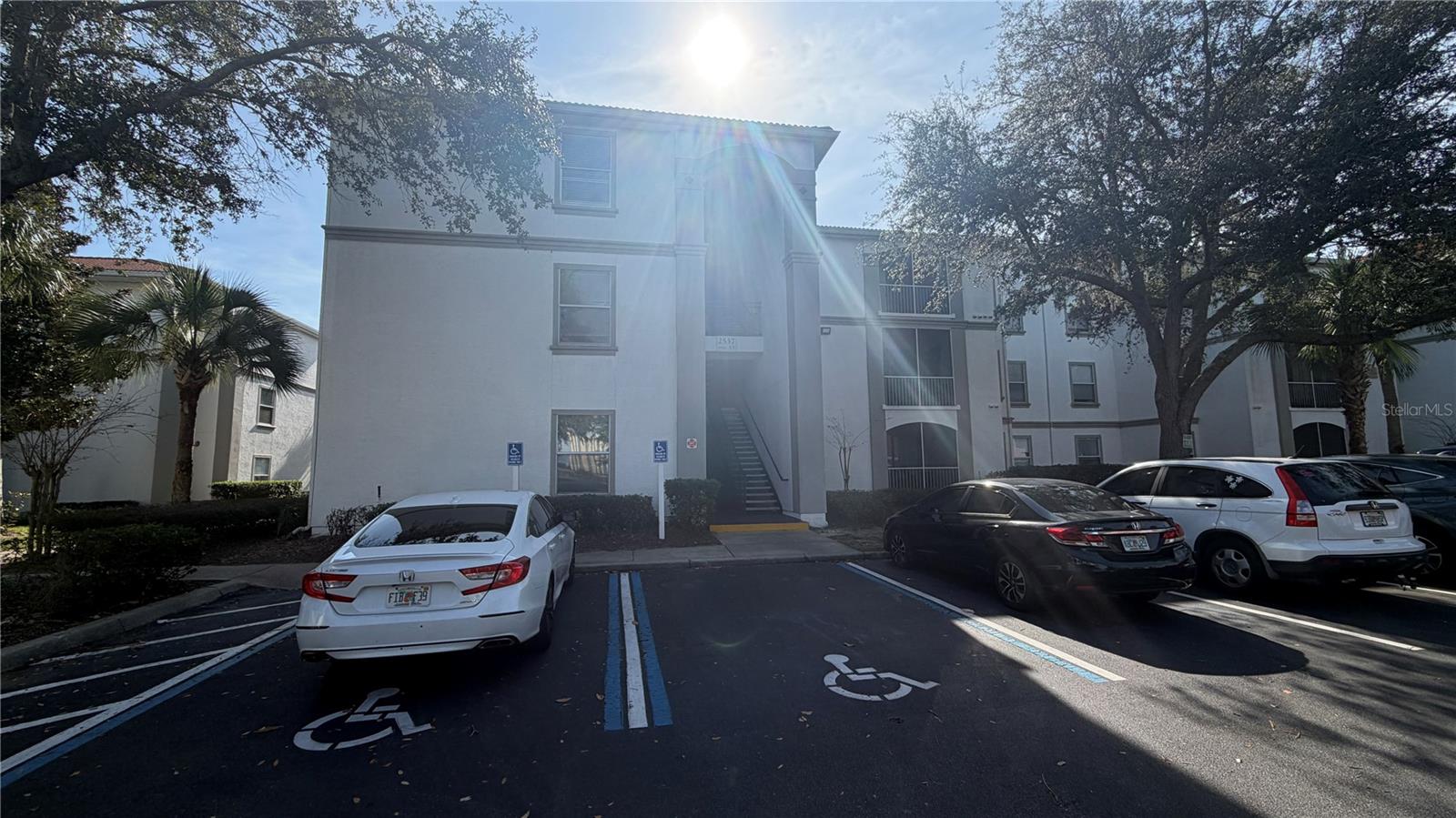 BELLA TERRA - Residential Lease