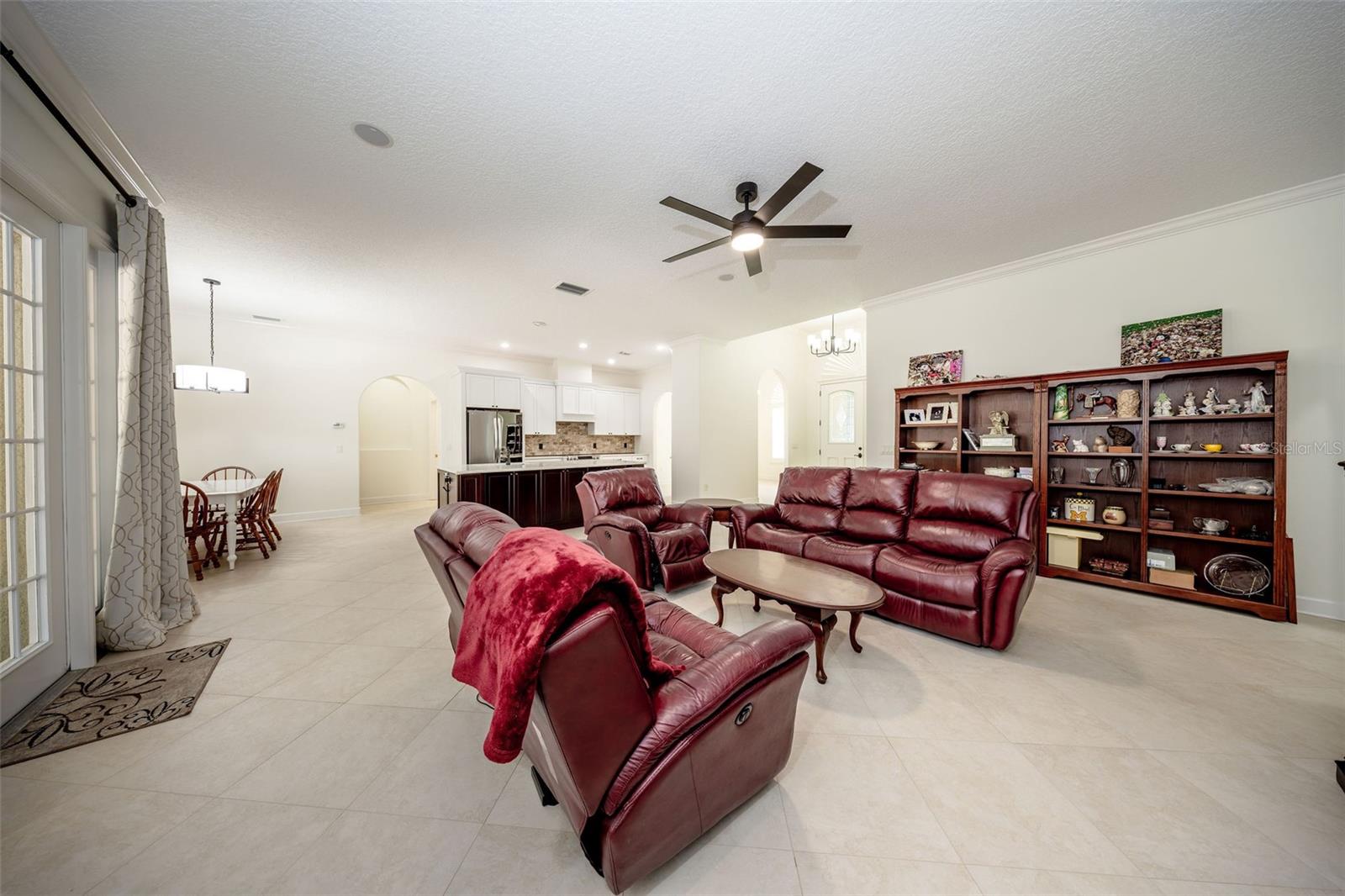 CARDINAL POINTE - Residential