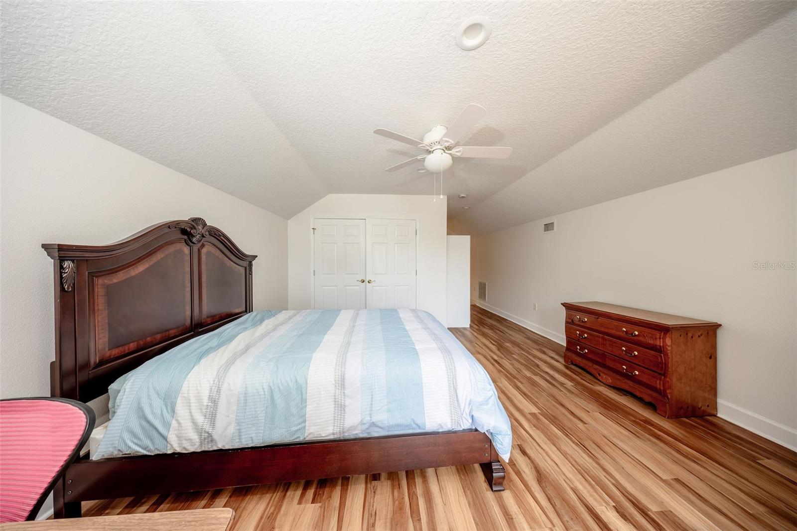 CARDINAL POINTE - Residential