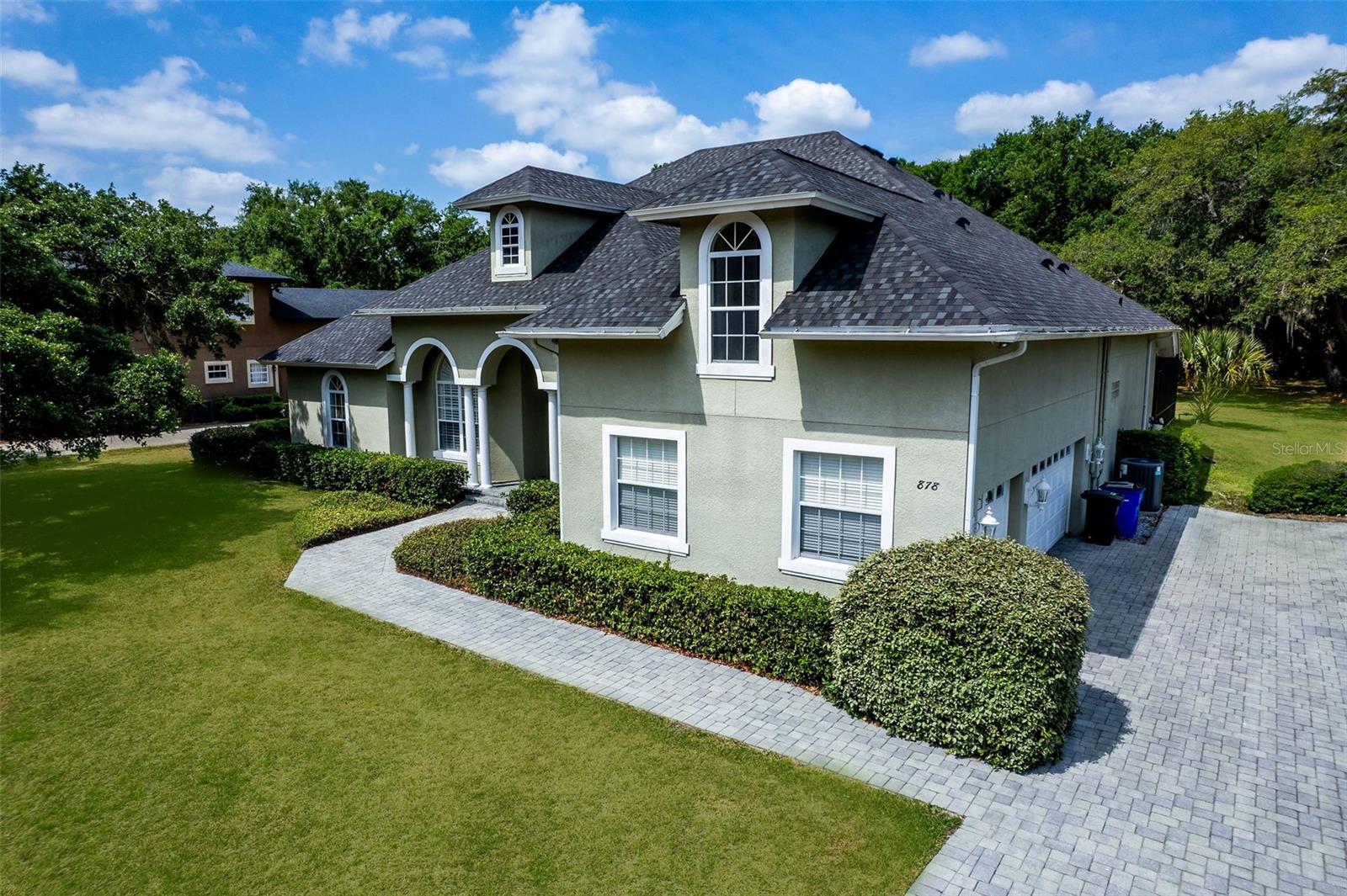 878 CARDINAL POINTE COVE