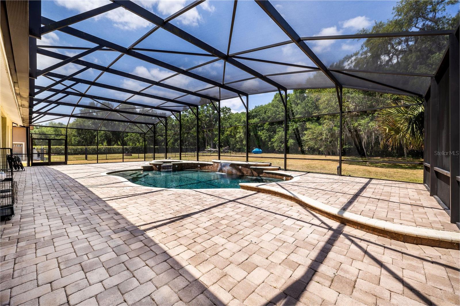 CARDINAL POINTE - Residential