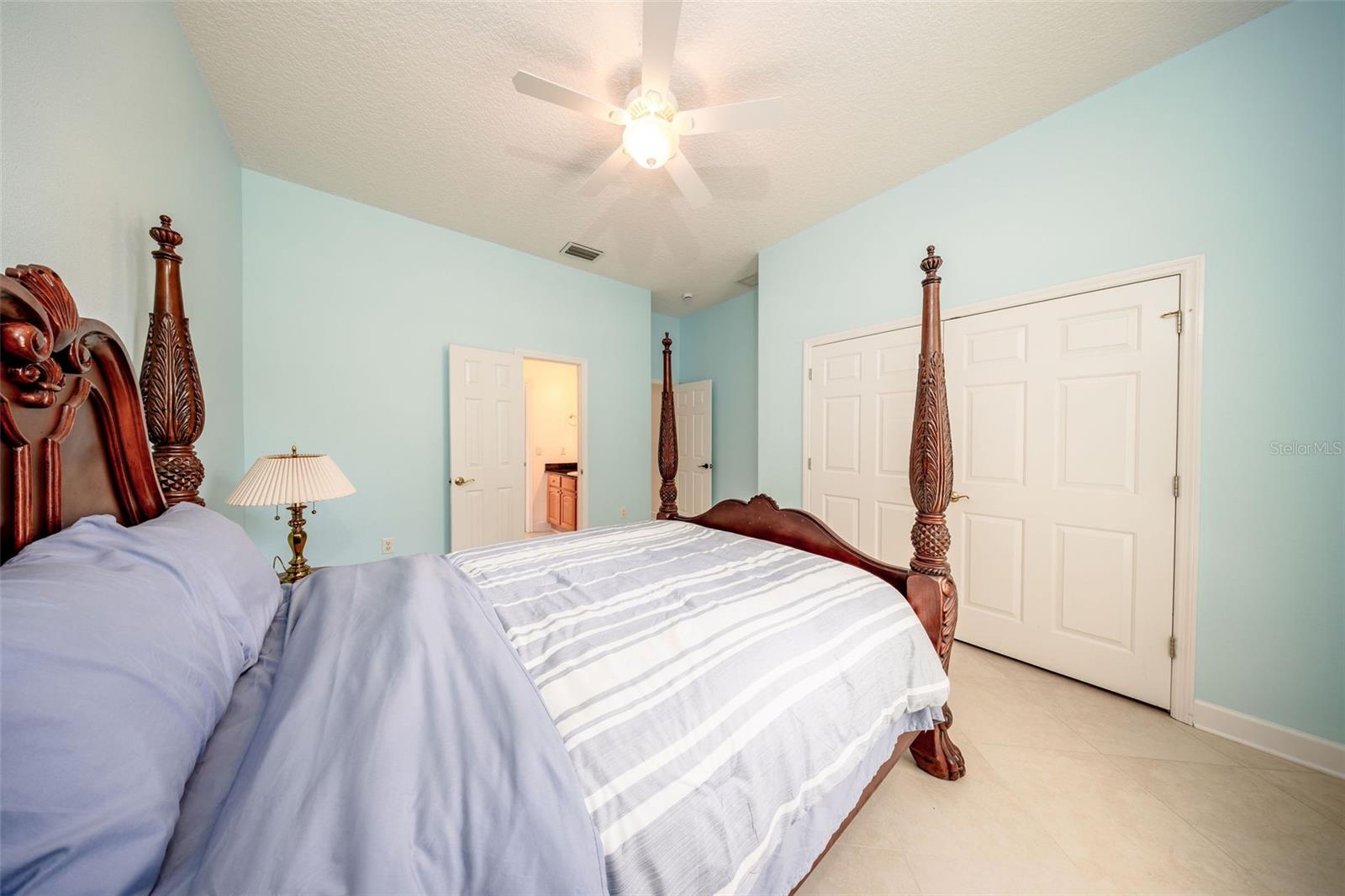 CARDINAL POINTE - Residential