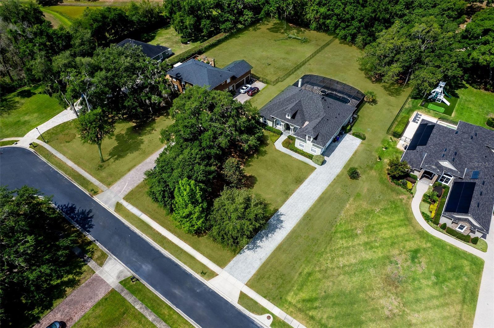 878 CARDINAL POINTE COVE
