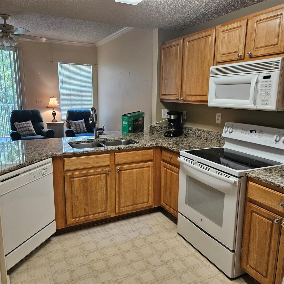 LAS PALMAS OF SARASOTA - Residential Lease