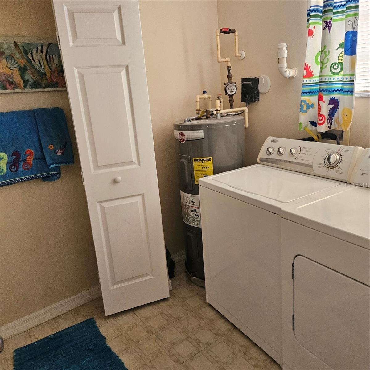 LAS PALMAS OF SARASOTA - Residential Lease