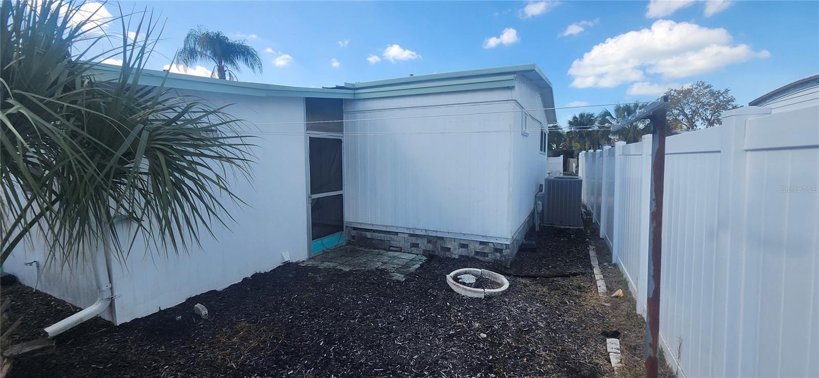 TIKI VILLAGE MHP CONDO - Residential