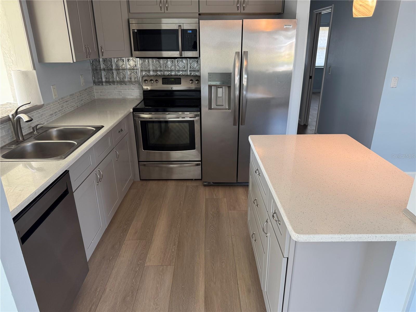 GLOUCESTER K CONDO - Residential