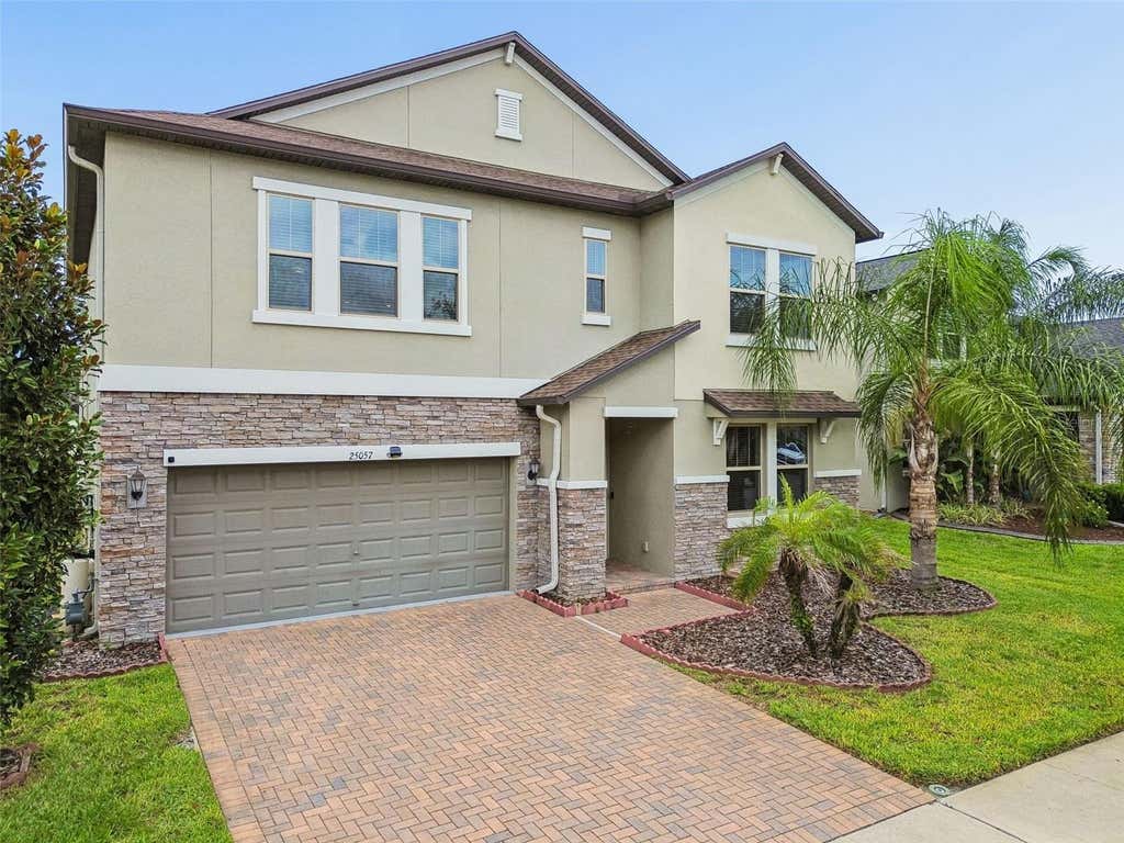 Photo of 25057 Lambrusco Loop, Lutz, FL 33559 (MLS # TB8529385)