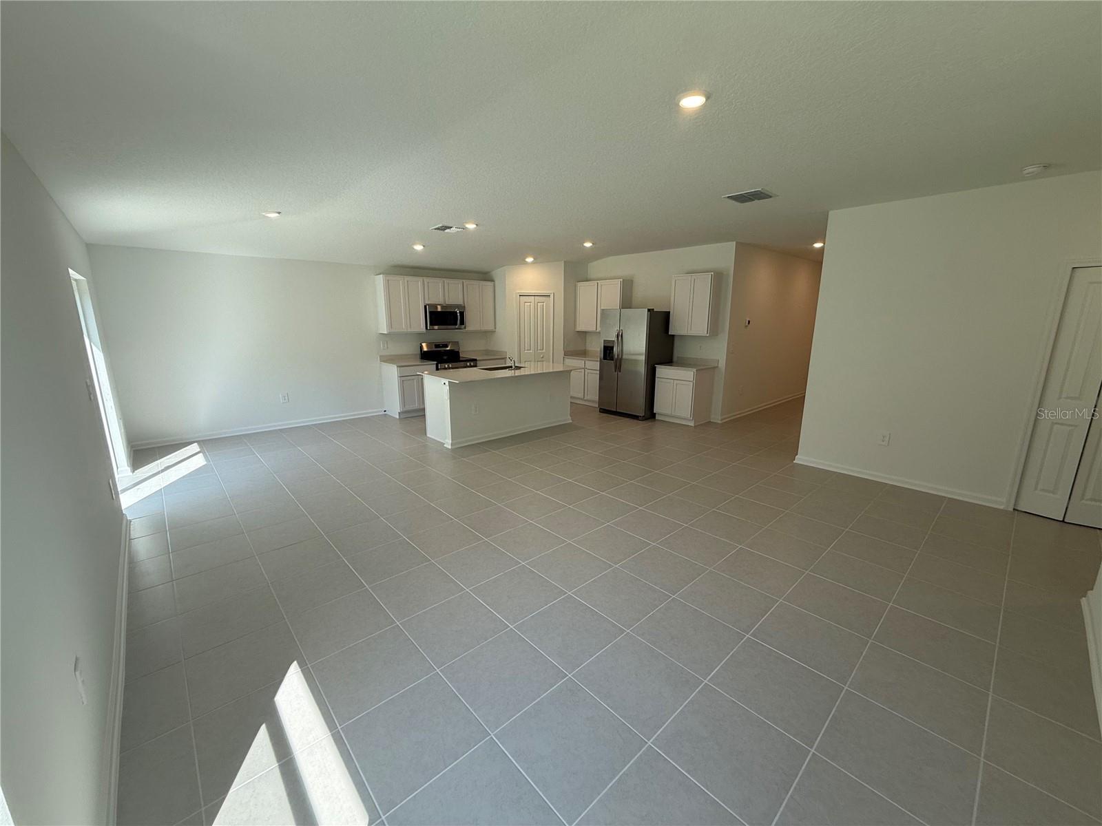 OAK HAMMOCK RESERVE - Residential Lease