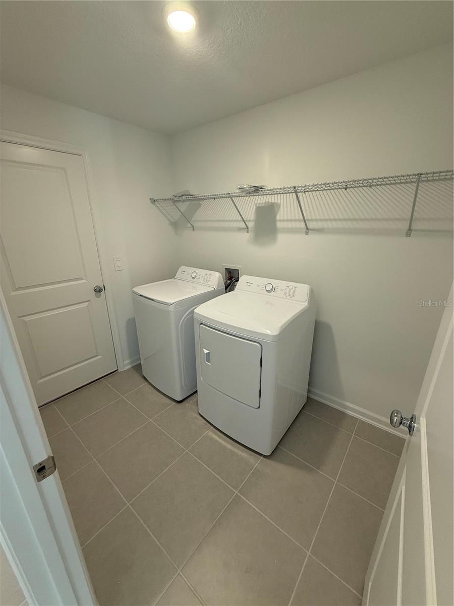 OAK HAMMOCK RESERVE - Residential Lease