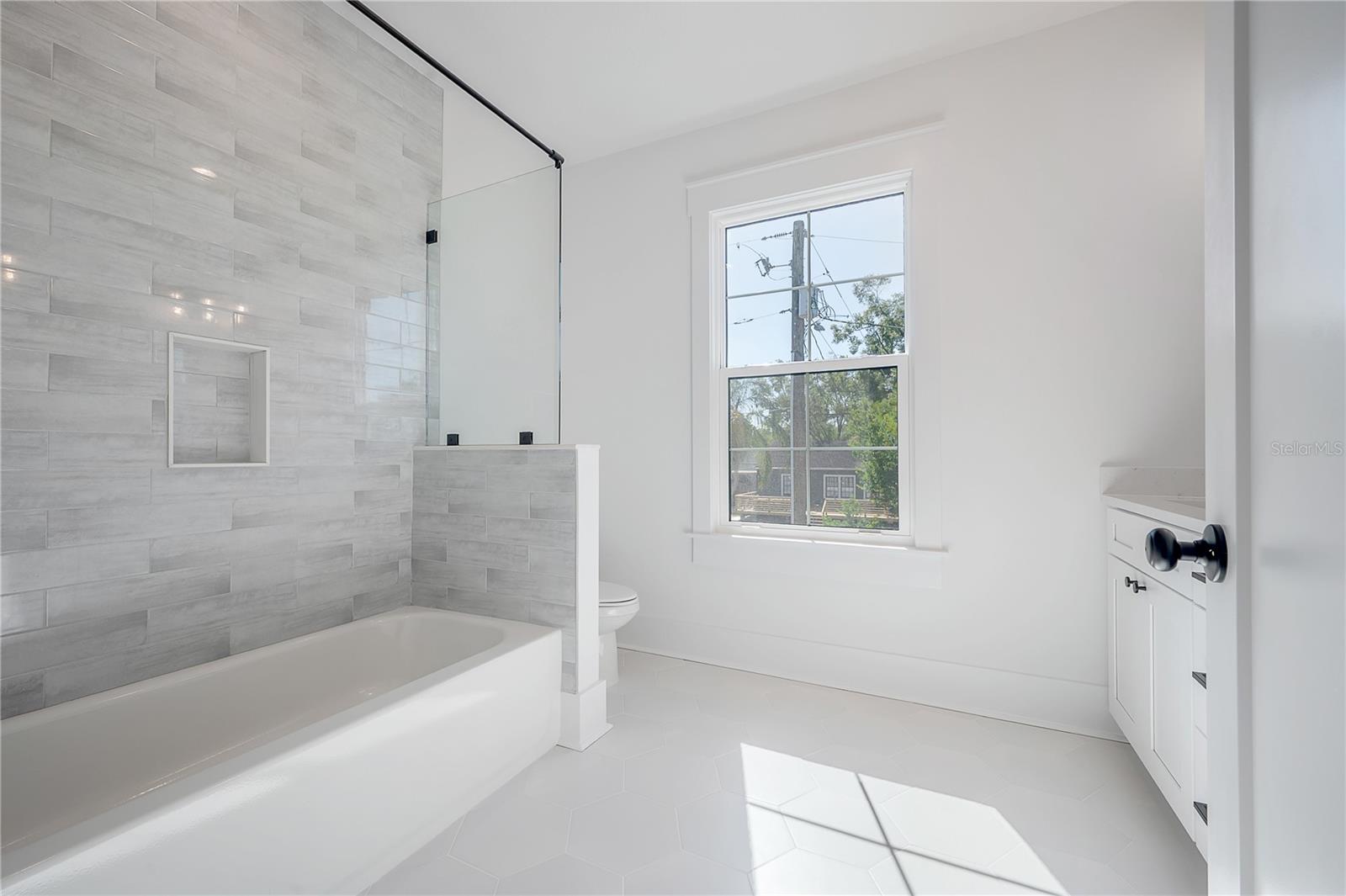 RECORD GROVE - Residential