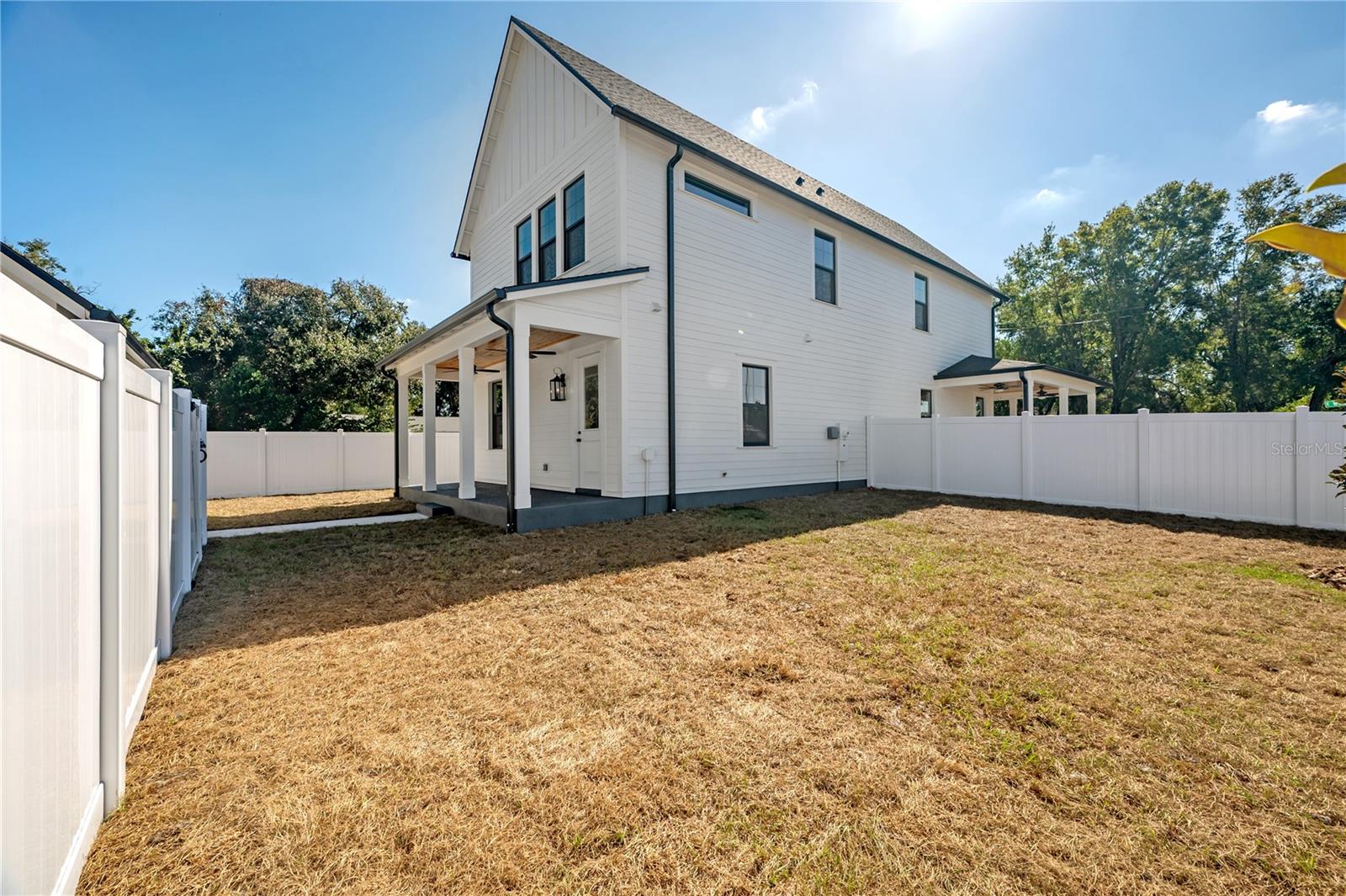 RECORD GROVE - Residential