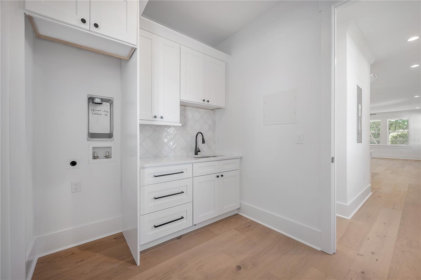 RECORD GROVE - Residential