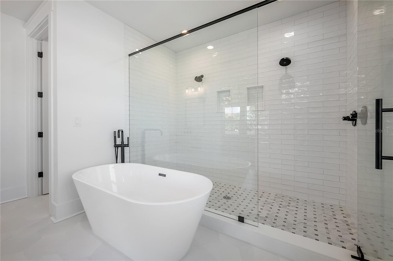 RECORD GROVE - Residential