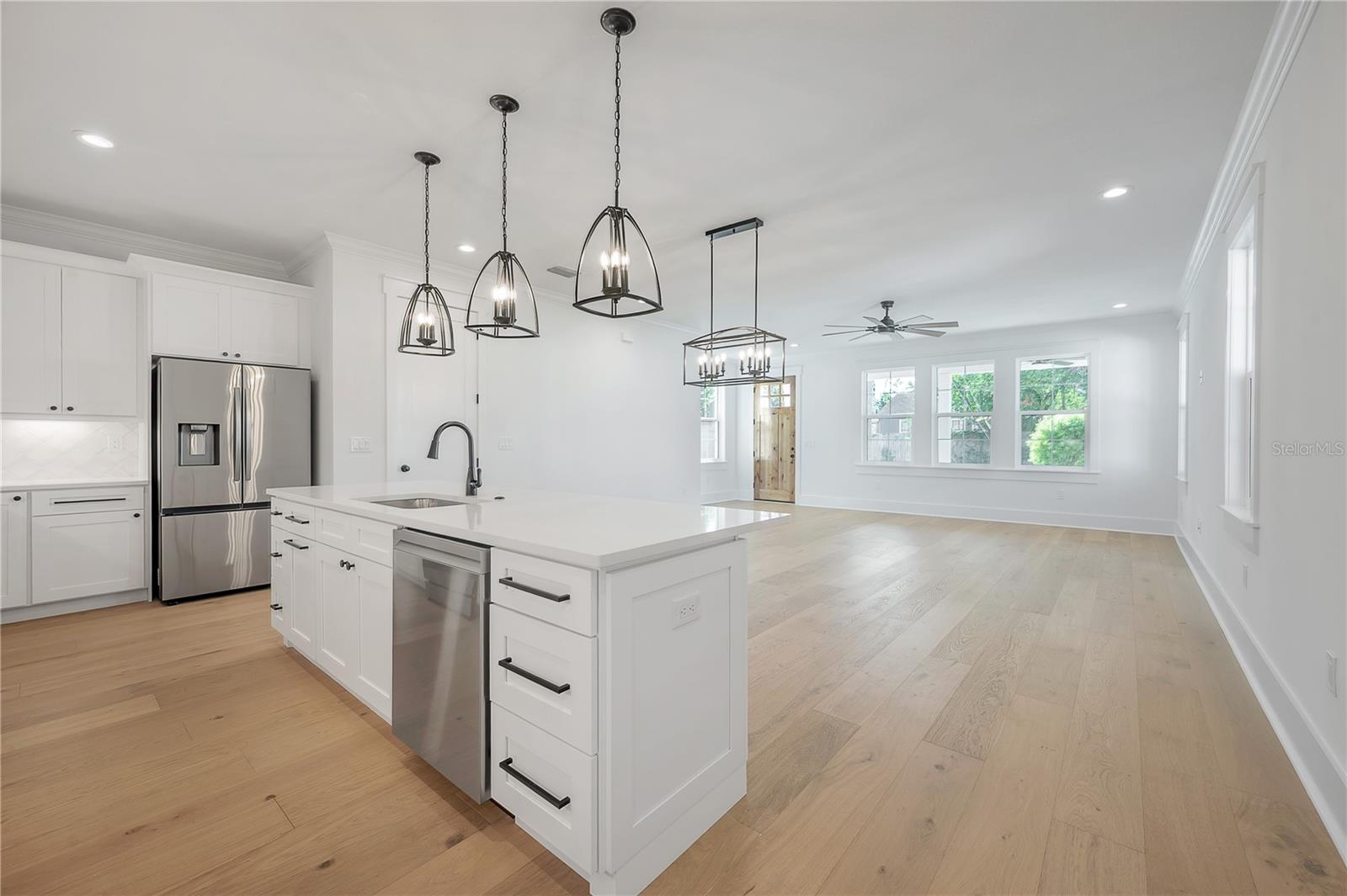 RECORD GROVE - Residential