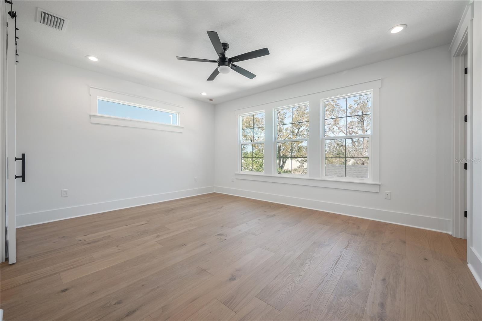 RECORD GROVE - Residential