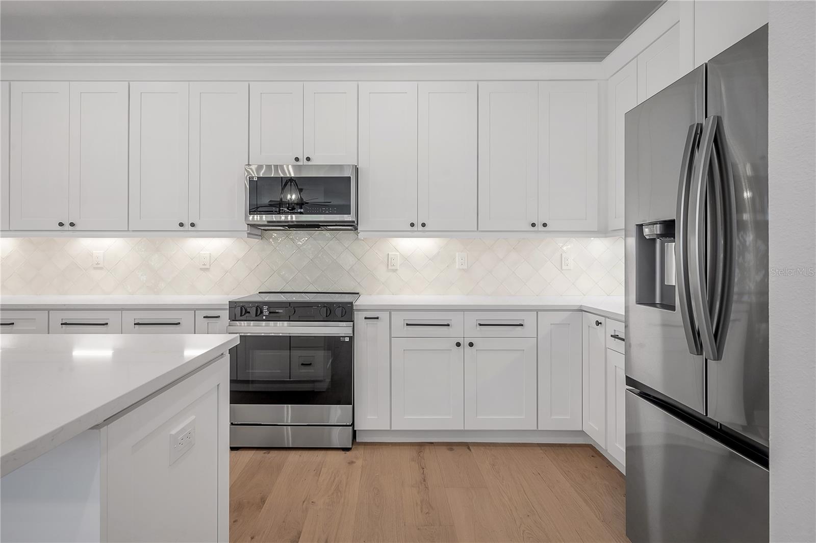 RECORD GROVE - Residential