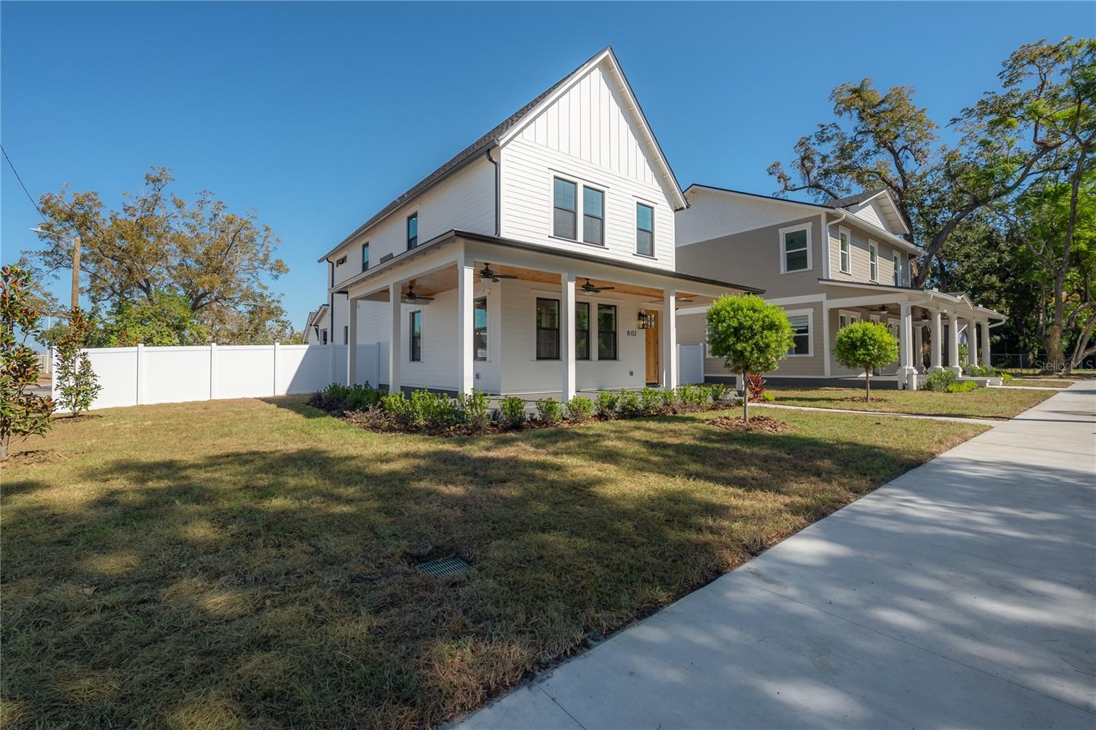 RECORD GROVE - Residential