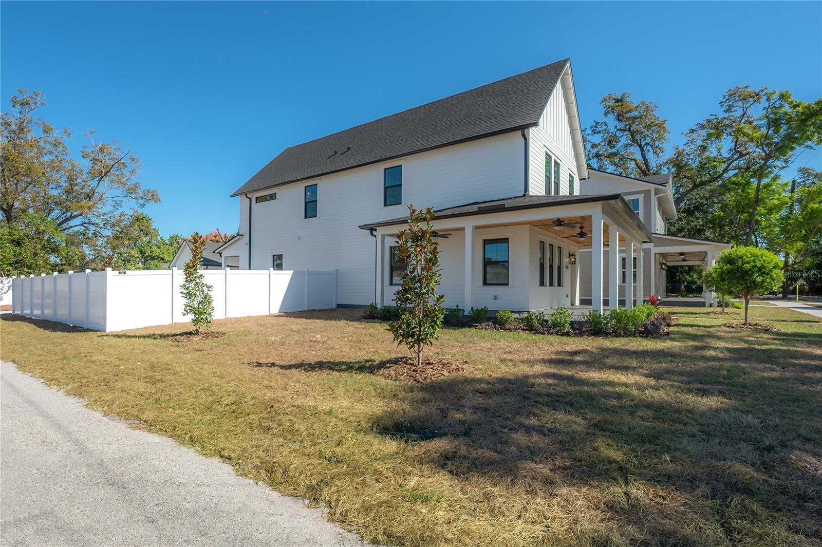 RECORD GROVE - Residential