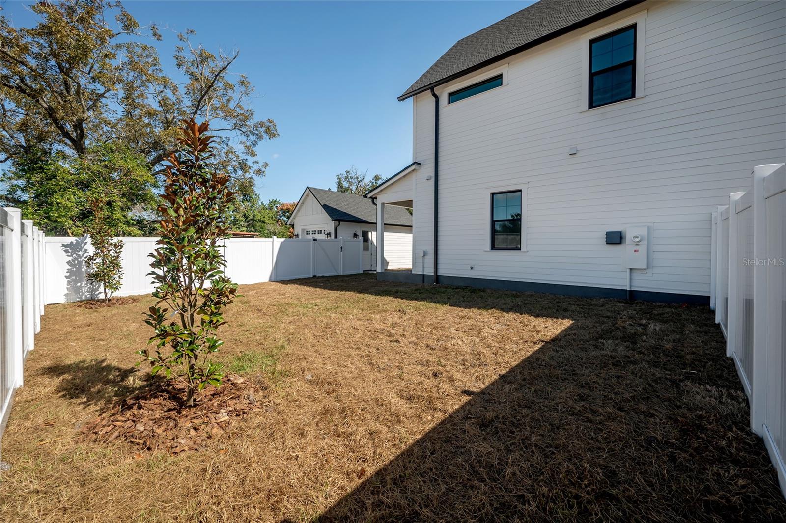 RECORD GROVE - Residential