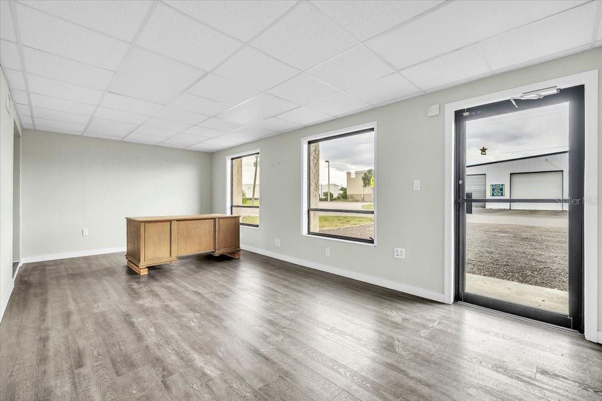 HARBOR EXECUTIVE PARK - Commercial Sale