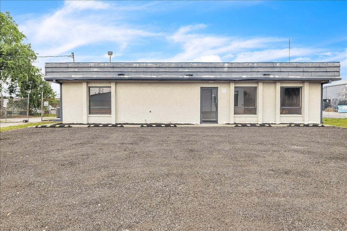HARBOR EXECUTIVE PARK - Commercial Sale