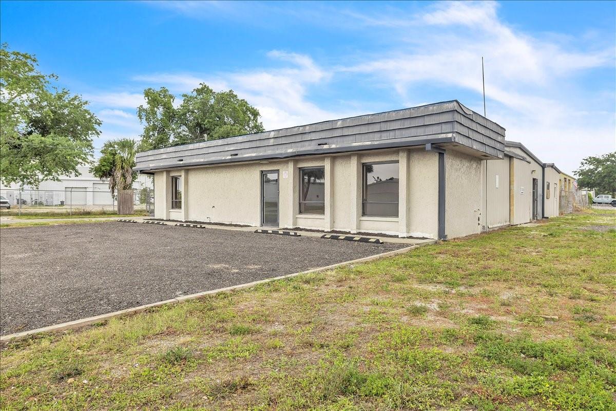 HARBOR EXECUTIVE PARK - Commercial Sale