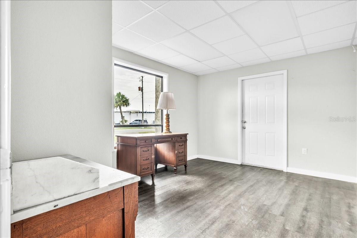 HARBOR EXECUTIVE PARK - Commercial Sale