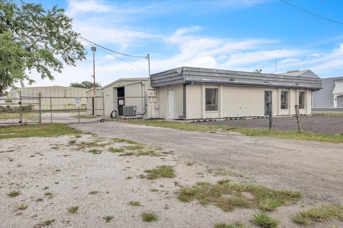 HARBOR EXECUTIVE PARK - Commercial Sale