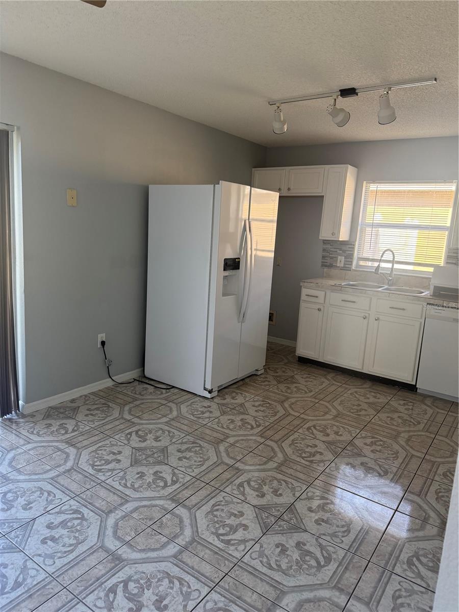 MARISOL PH 4 - Residential Lease