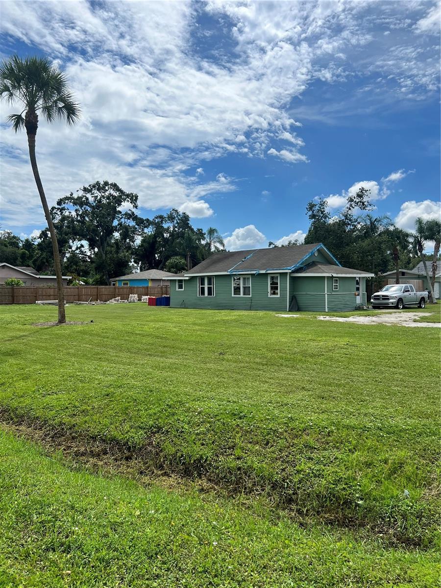 4223 SAWYER ROAD