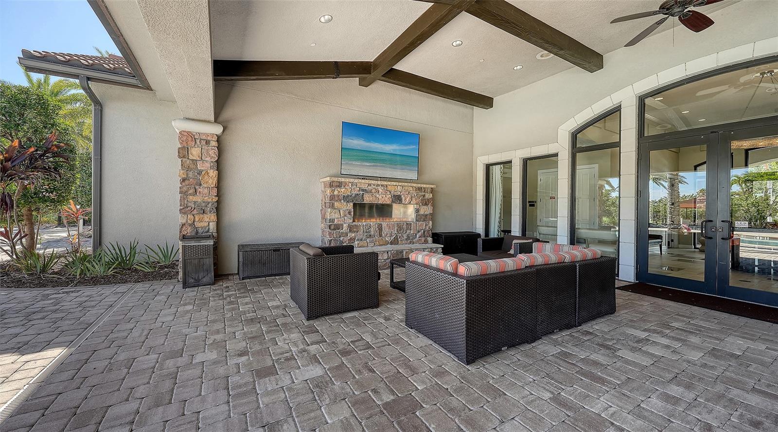 BELLACINA BY CASEY KEY - Residential