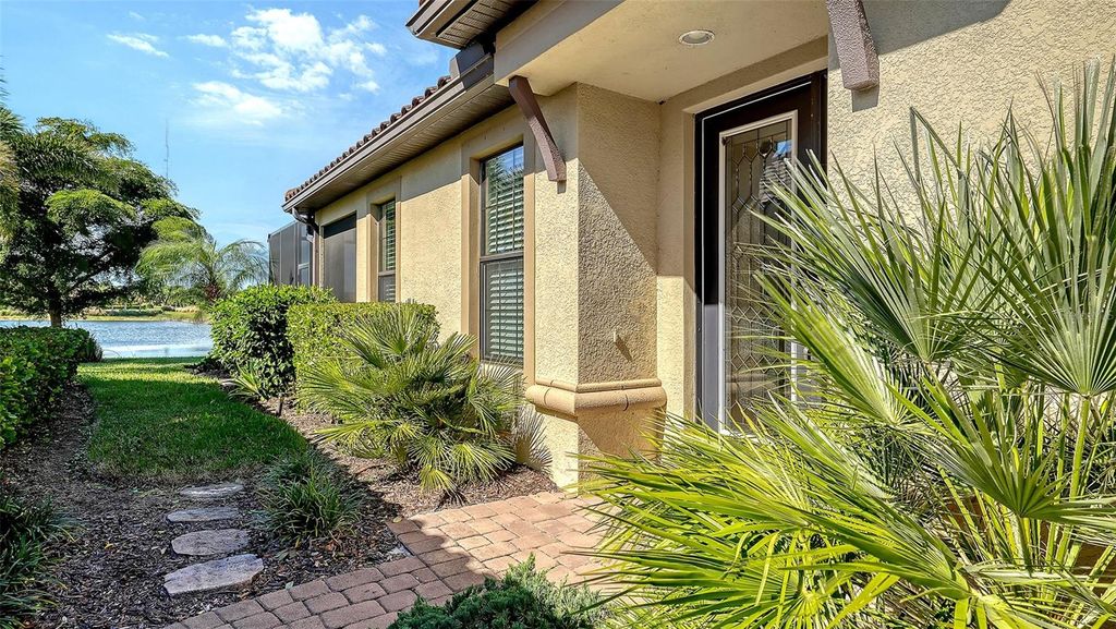 Photo of 5572 Sentiero Drive, Nokomis, FL 34275 (MLS # A4671089)