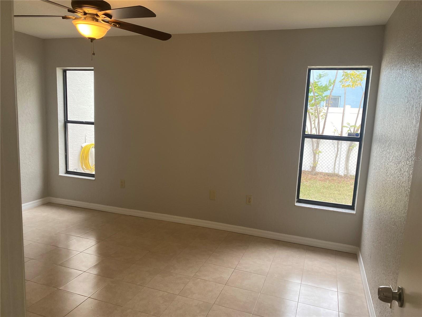 SPRING HILL - Residential Lease