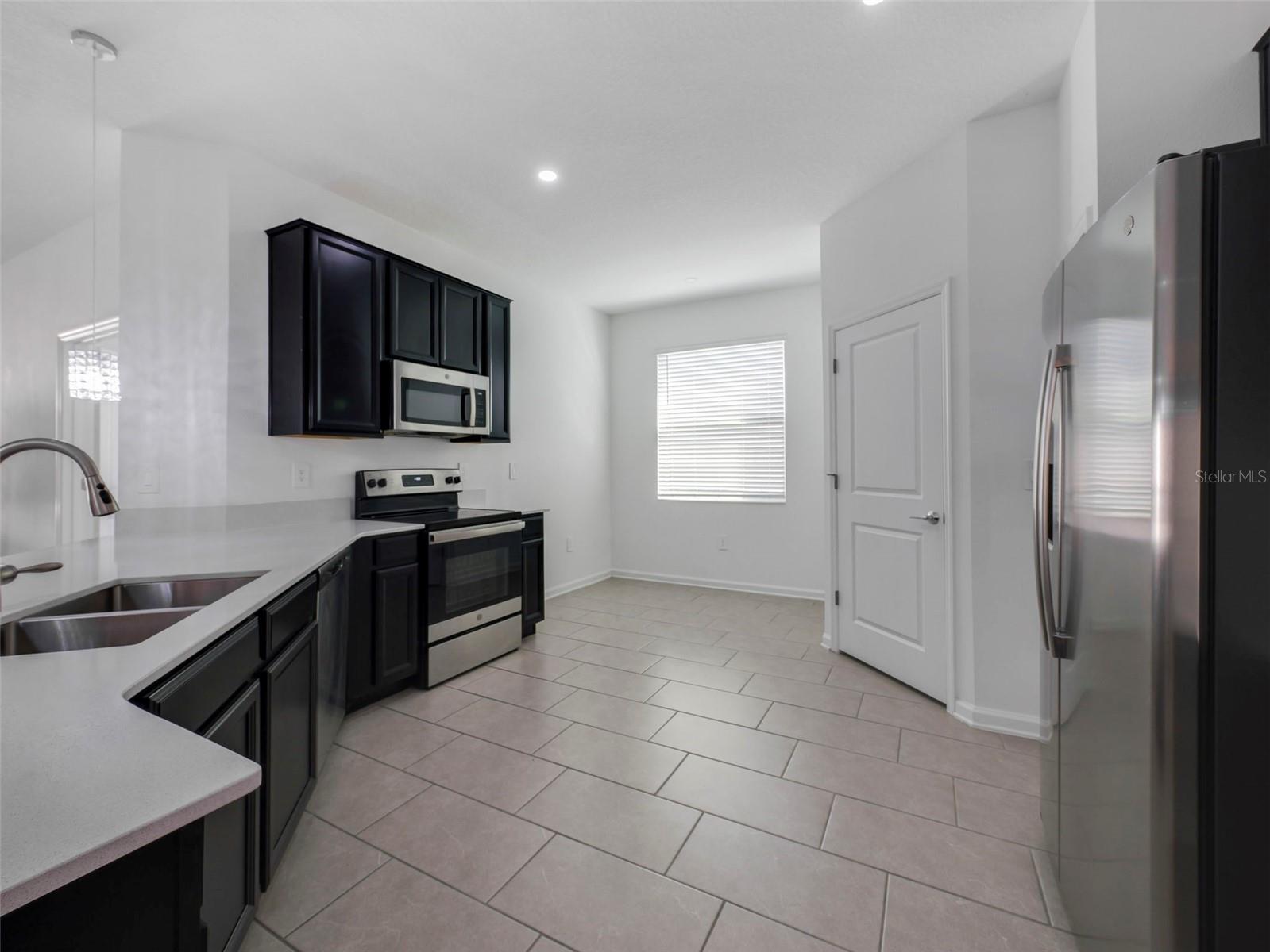 737 CITRUS RESERVE BOULEVARD