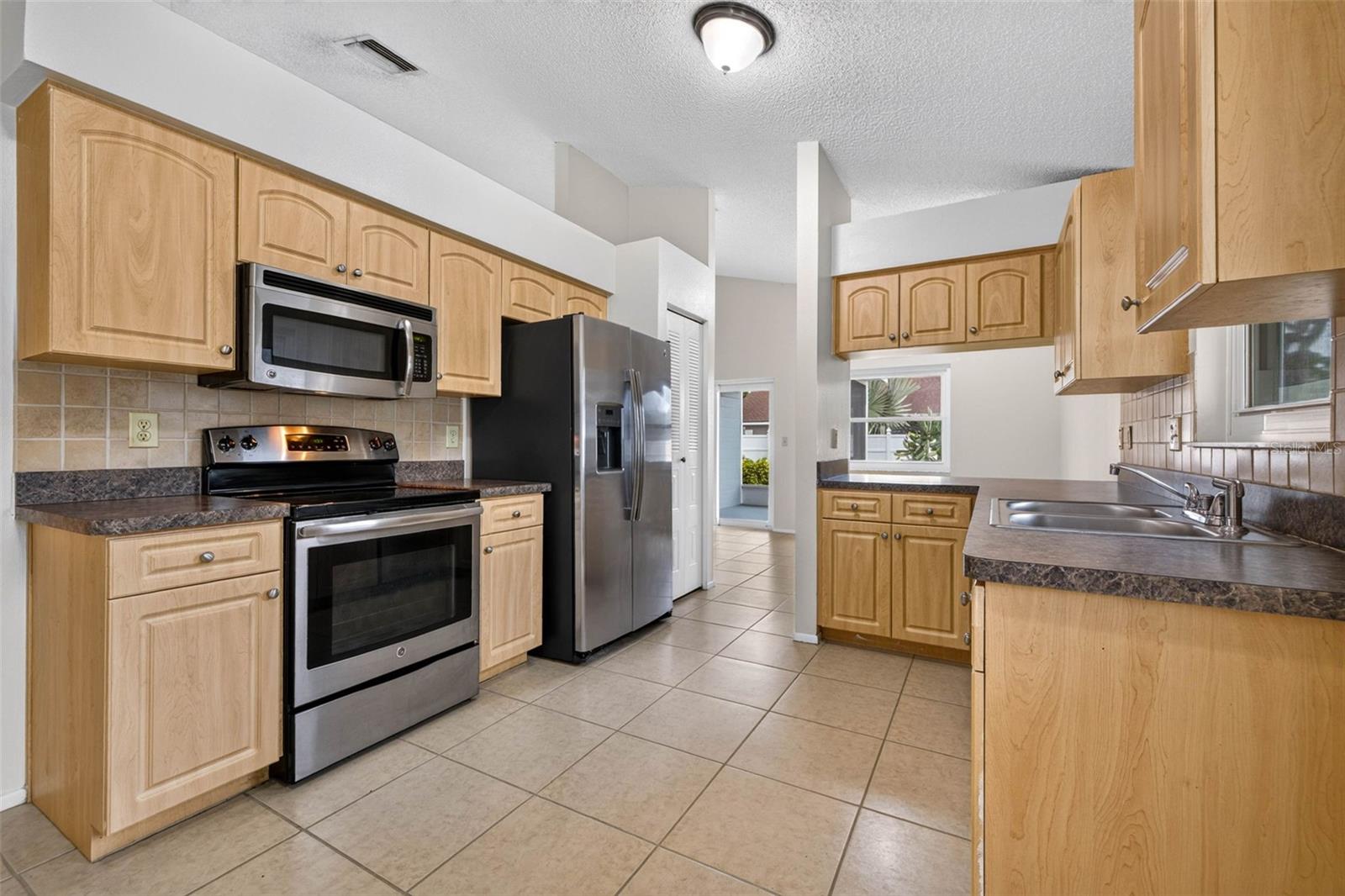 5910 BUTTON QUAIL COURT