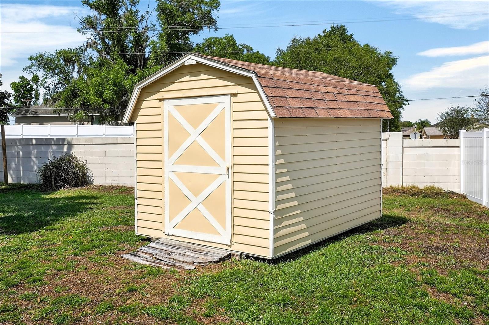 SUMMERWOOD - Residential