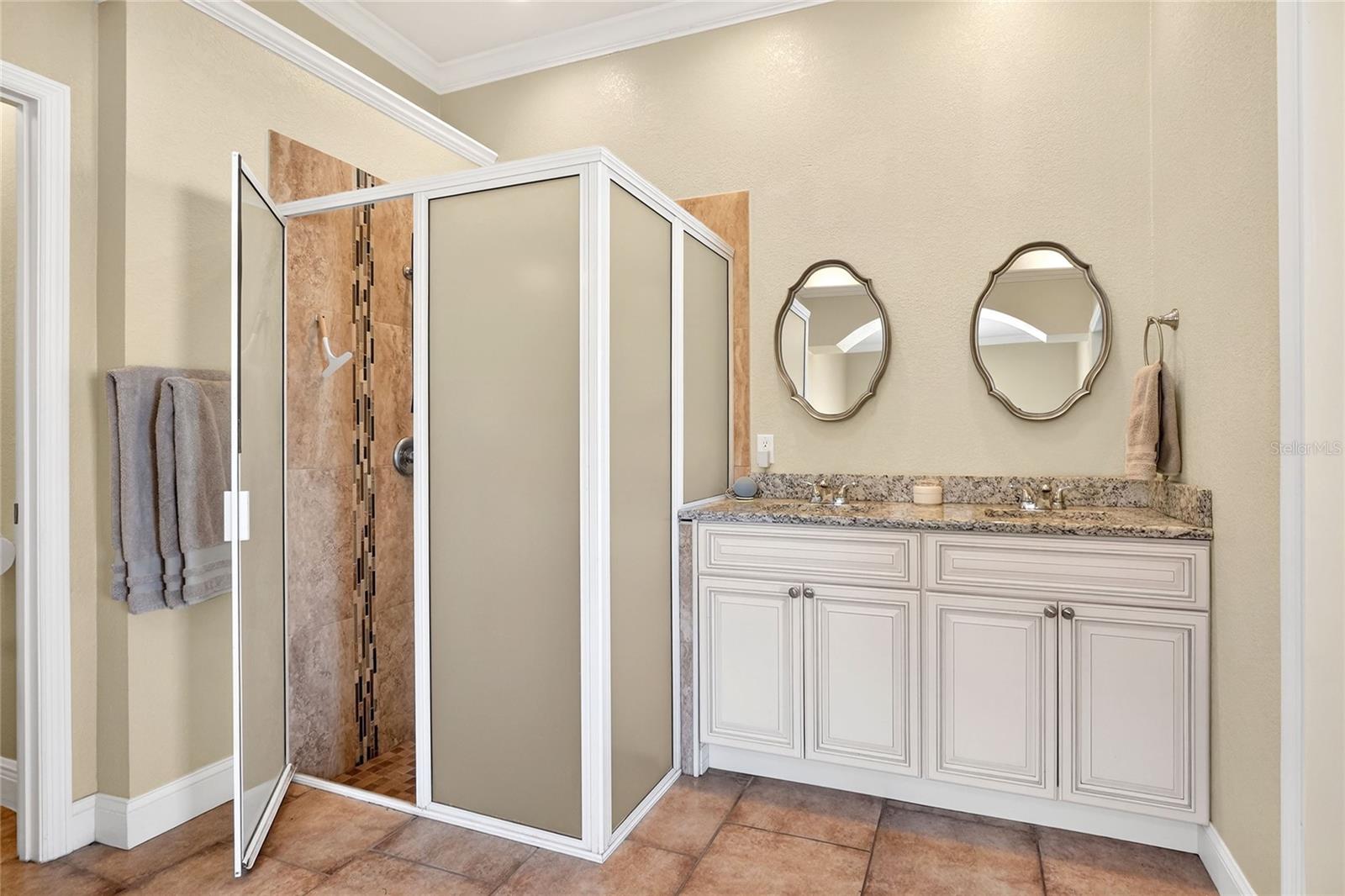 SUMMERWOOD - Residential