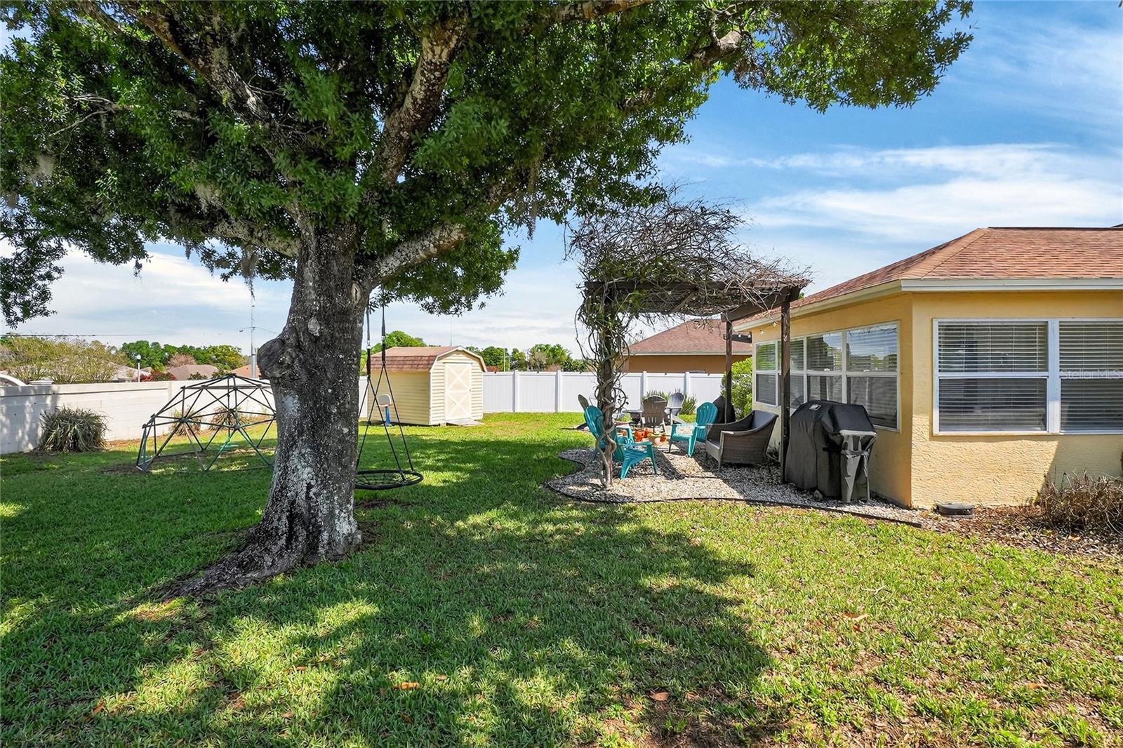 SUMMERWOOD - Residential