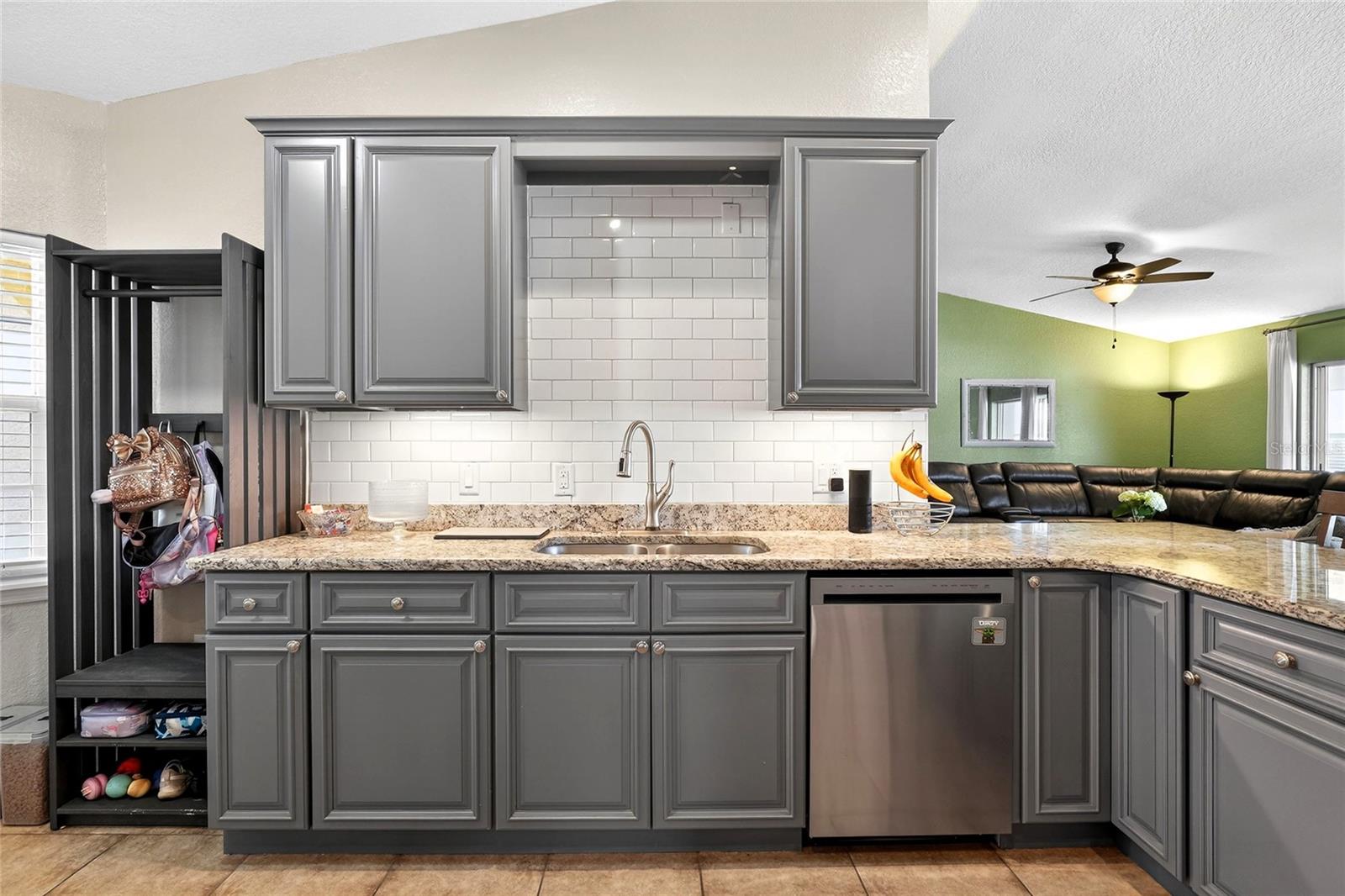 SUMMERWOOD - Residential