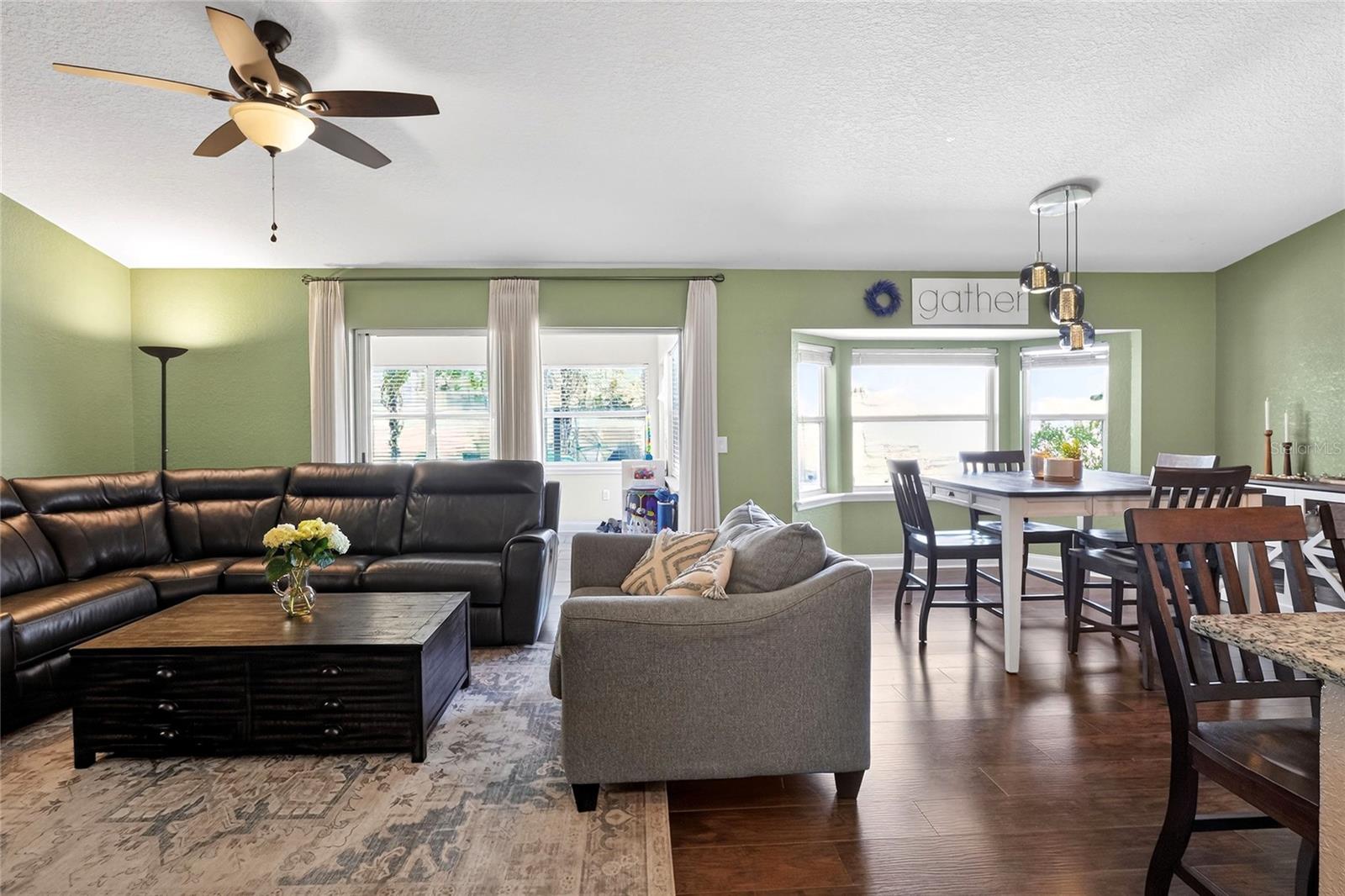 SUMMERWOOD - Residential